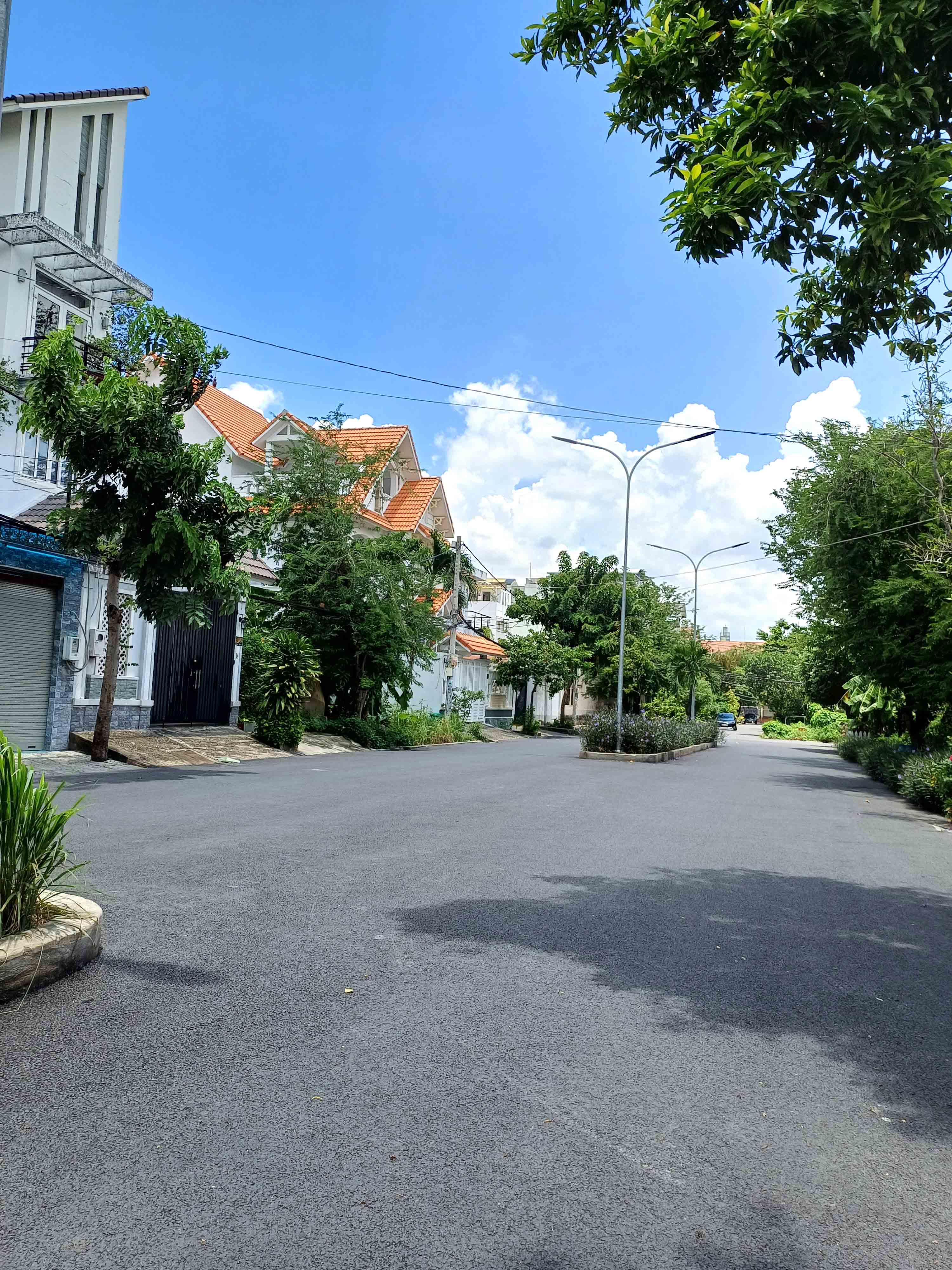 Đất thổ cư đẹp 185m² khu vip Bên Sông Hiệp Bình Chánh – 2 mặt tiền hẻm 15m – giá đầu tư chỉ 18 tỷ, - Ảnh 2